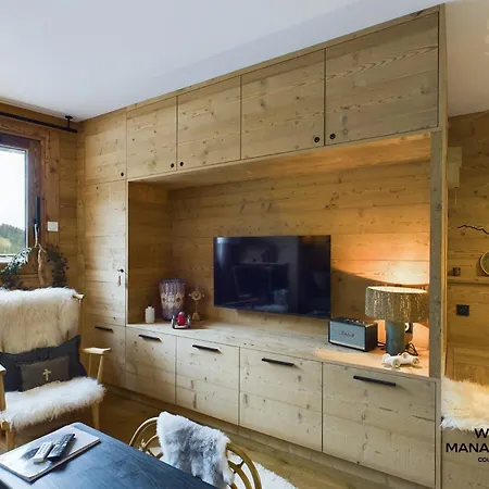 Apartment Renove Pres Des Pistes Avec Parking A - Fr-1-664-37 Courchevel